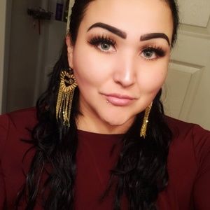 Meet your Posher, Jazmín